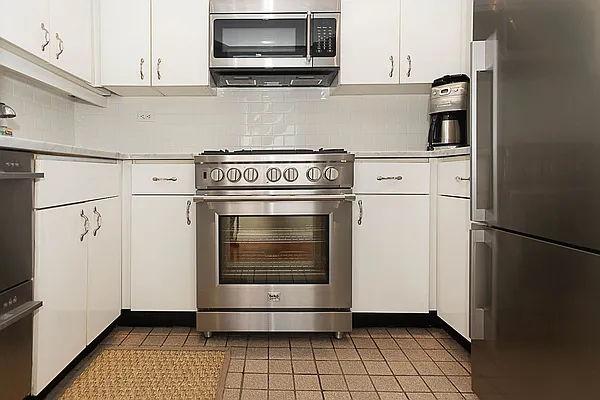 Rented by Corcoran | media 8