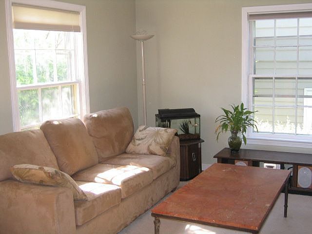 2nd image of 2404 Ashurst Rd