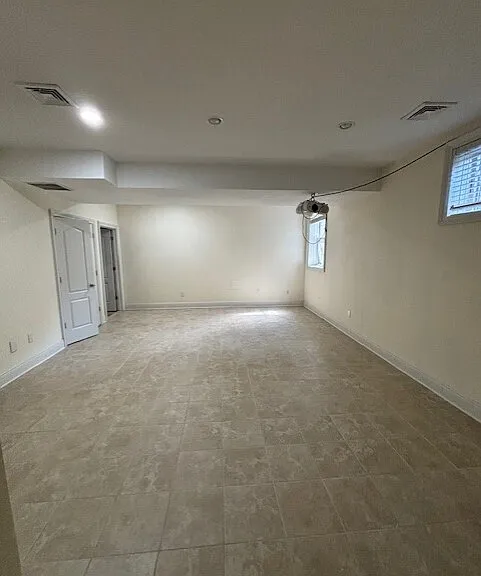 88 Maple Tree Ave #E — Photo 31