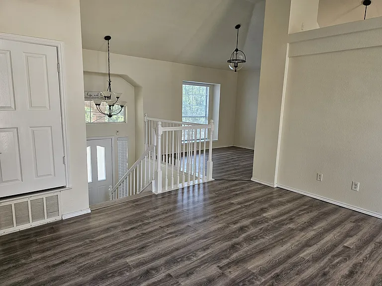 62 Cimarron Dr — Photo 8