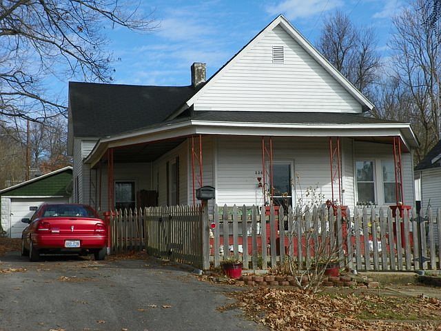 1st image of 336 N 3rd St