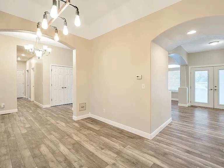 2228 Red Maple Cir — Photo 17