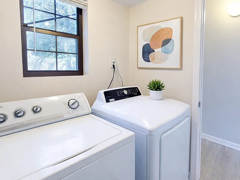 6189 Charring Cross Ct — Photo 19
