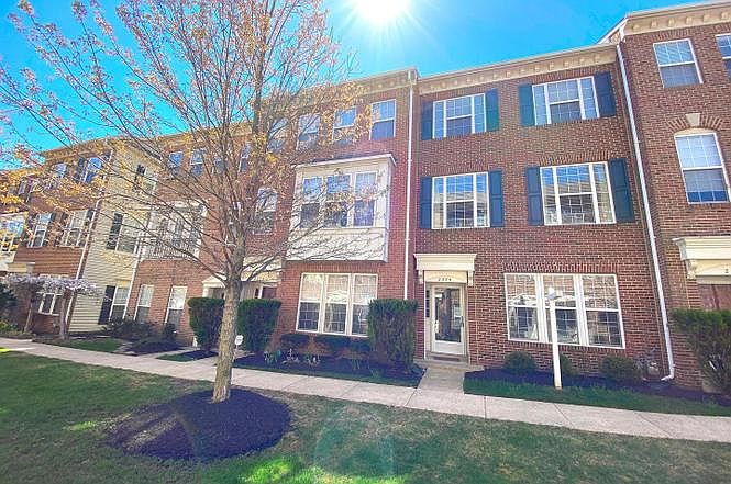 1st image of 2374 Huntington Station Ct