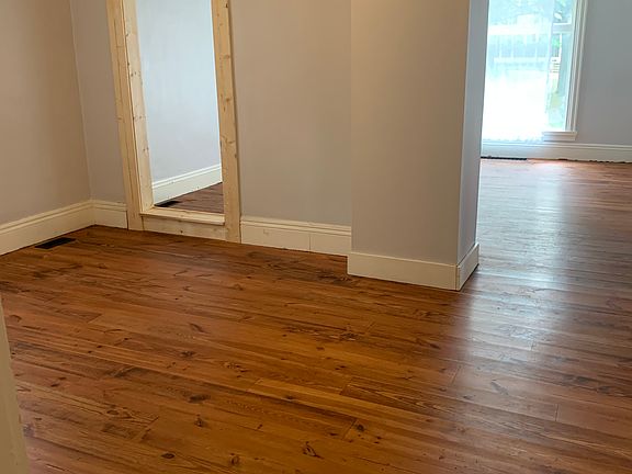 5th image of 516 Park Ave