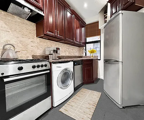 Rented by Voro NYC | media 24