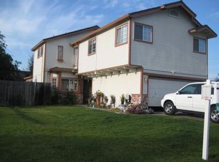 800 Marsh Creek Dr, Sacramento, CA 95838