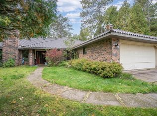 15 Heron Dr, Superior, WI 54880