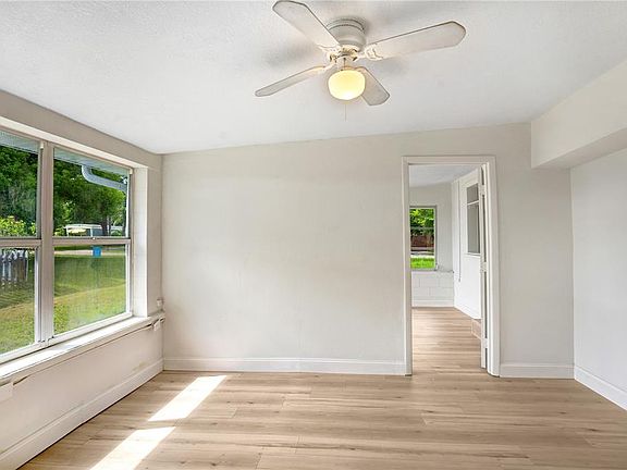 4th image of 2521 Highland Acres Dr