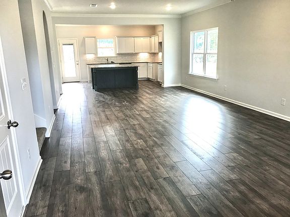 4th image of 1633 Allwood Avenue Lot #445