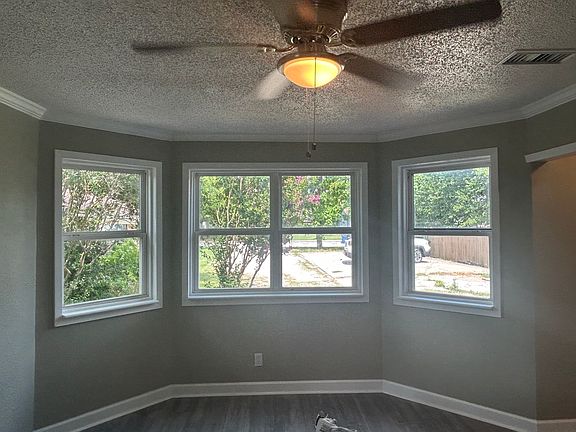 3rd image of 308 N 2nd St