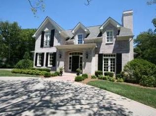 428 Royal Oaks Dr, Nashville, TN 37205
