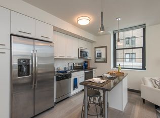 The Beacon Luxury Rentals, Philadelphia, PA 19102