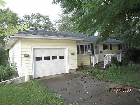 2nd image of 12 Parkway Dr