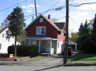 706 High St, Waymart, PA 18431