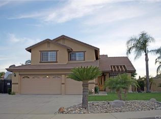 2539 W Via Bello Dr, Rialto, CA 92377