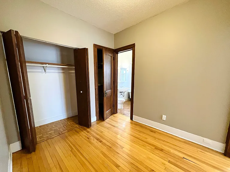 Stevens Square Apartments — Photo 87