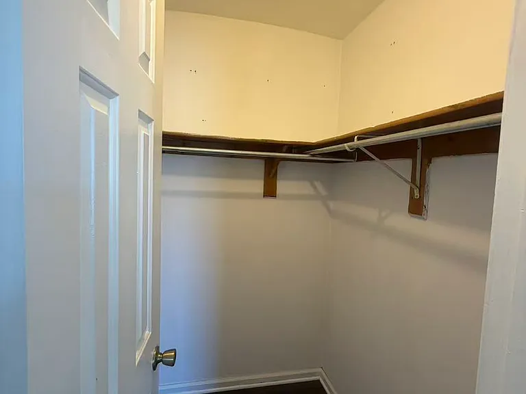 4905 Windbrooke Ct — Photo 14