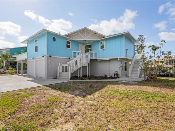 3631 Gondola Ln, Saint James City, FL 33956