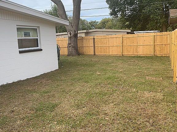 5th image of 5353 57th Ave N