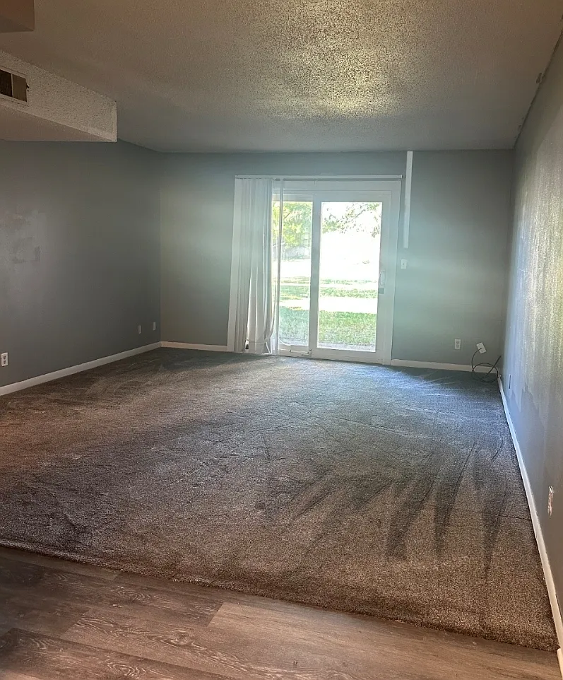 2 bed, 1100 sqft, $1,175 — Photo 1