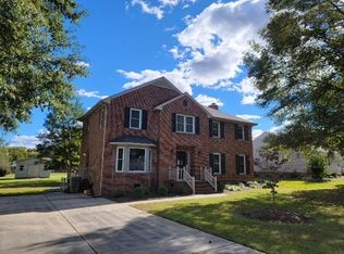 302 Hunting Ridge Rd, Roanoke Rapids, NC 27870