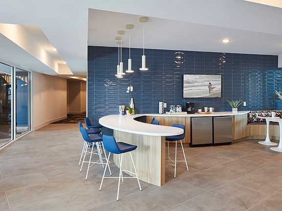 3rd image of 1930 SW 28th St #303