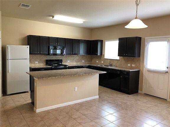 4th image of 1704 Atlantica St