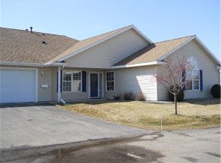 2807 Century Hills Ct NE, Rochester, MN 55906