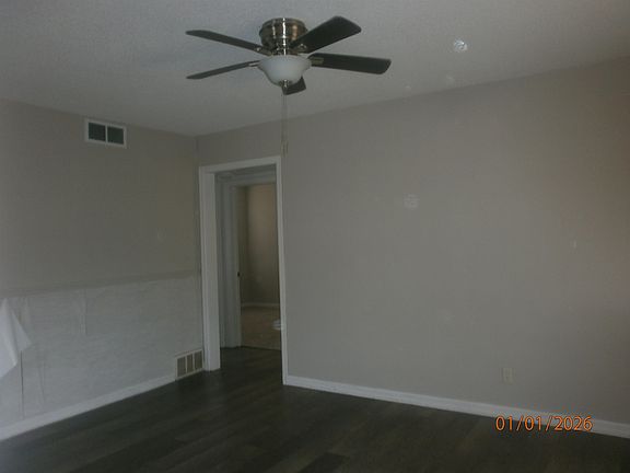 4th image of 1320 N Wheeler St