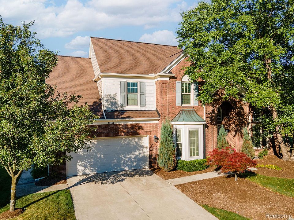 1st image of 1708 Devonwood Dr