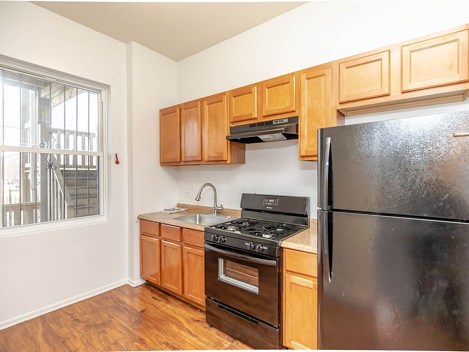 1st image of 4219 S Ellis Ave #1N
