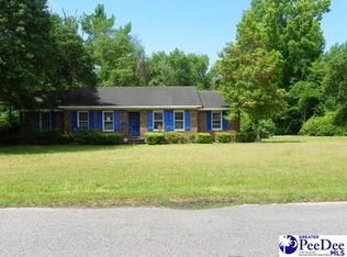 1359 Woodland Dr, Kingstree, SC 29556