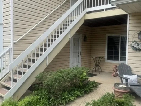 78 Wendover Ct, Bedminster, NJ 07921