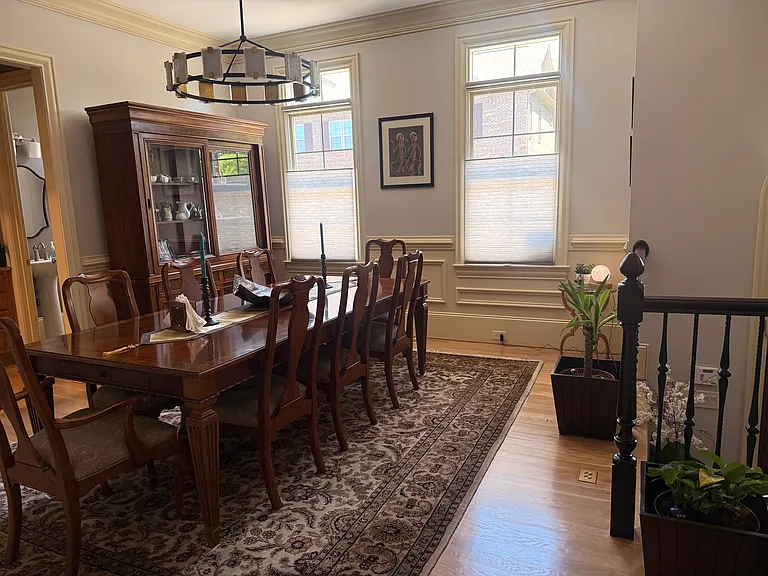 6421 Fairway Row Ln — Photo 2