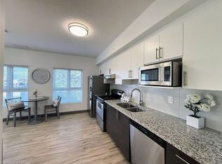 258 B Sunview St #283, Waterloo, ON N2L 0H6