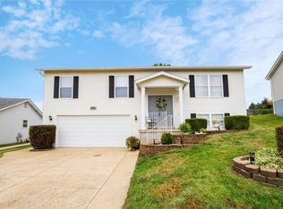 1293 Apple Hollow Dr, Arnold, MO 63010
