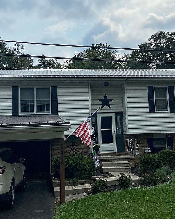1st image of 232 Roseanna St
