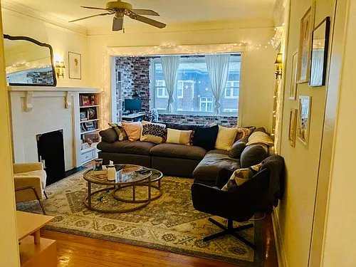 3615 N Pine Grove Ave #2E Photo 1