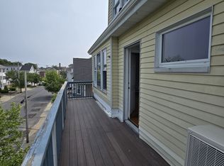 360 Academy Ave #4, Providence, RI 02908