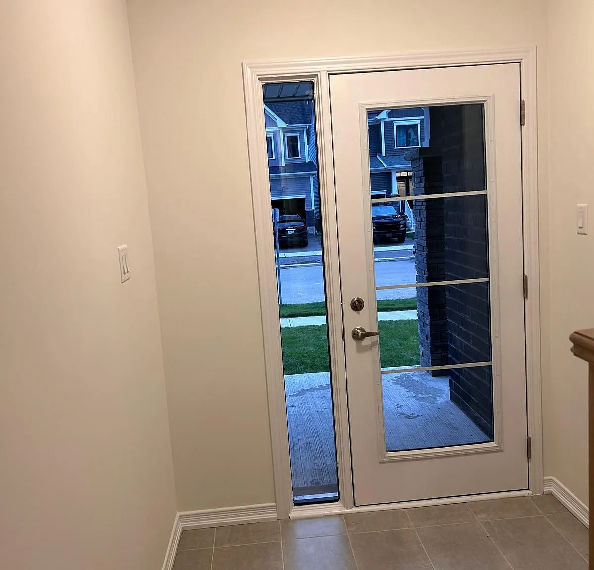 3 bed, $2,400 — Photo 2