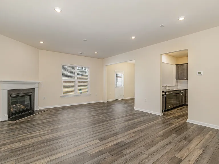 1108 Tigerlily Way — Photo 2