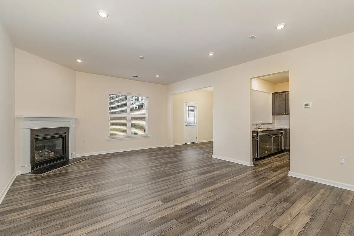 Building Photo - 1108 Tigerlily Way