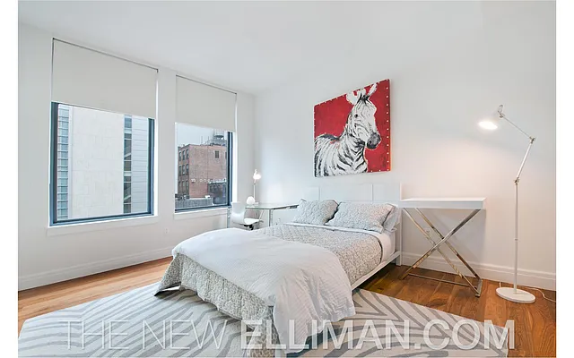 Rented by Douglas Elliman | media 27