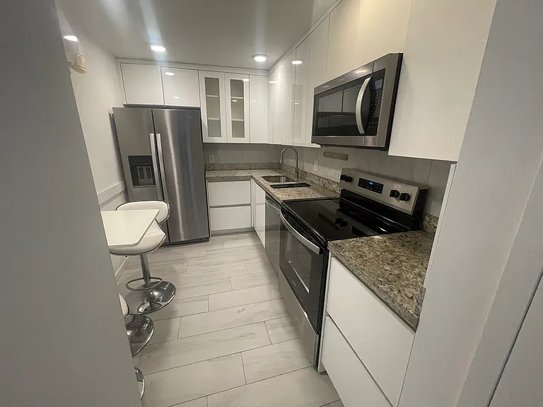 6969 Collins Ave #903 — Photo 15