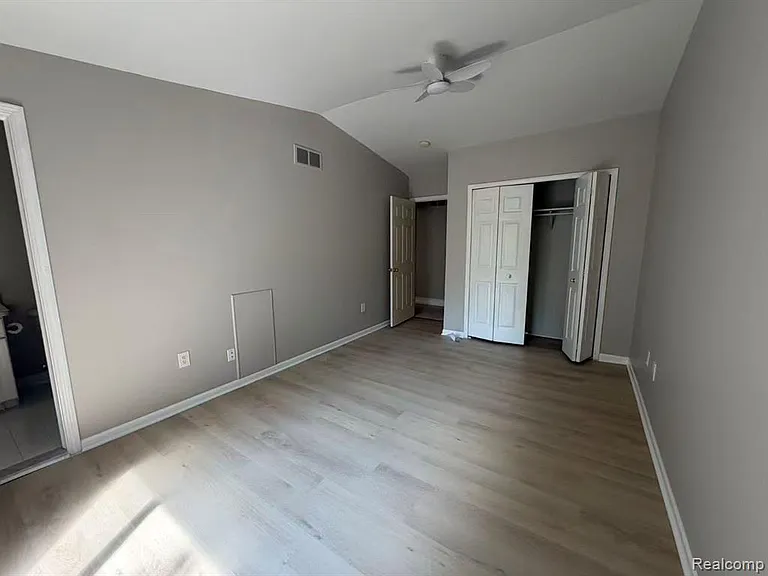 758 Sandalwood Dr — Photo 8