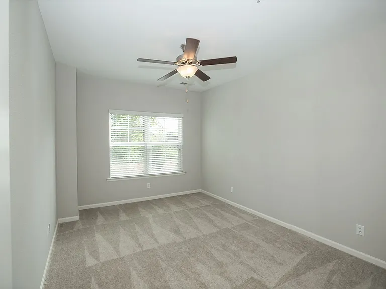 Oakwood Estates — Photo 11