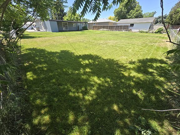 2nd image of 1912 W Tendoy Dr