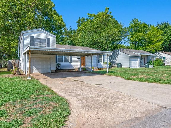 3rd image of 4029 SE 22nd St