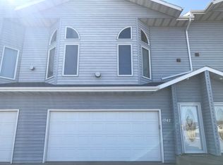 1742 N 26th St, Bismarck, ND 58501